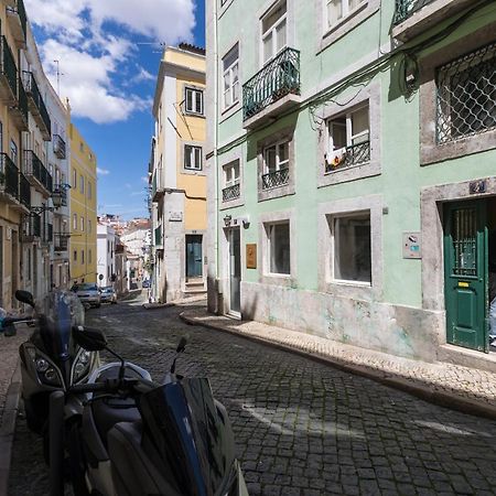 Charming Apartment Travessa Do Alcaide ลิสบอน ภายนอก รูปภาพ