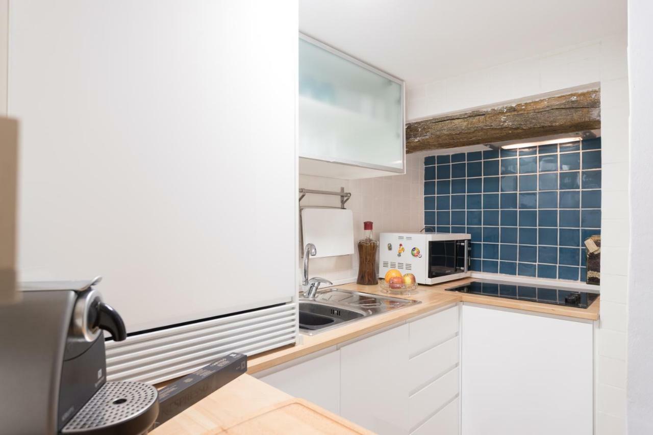 Charming Apartment Travessa Do Alcaide ลิสบอน ภายนอก รูปภาพ