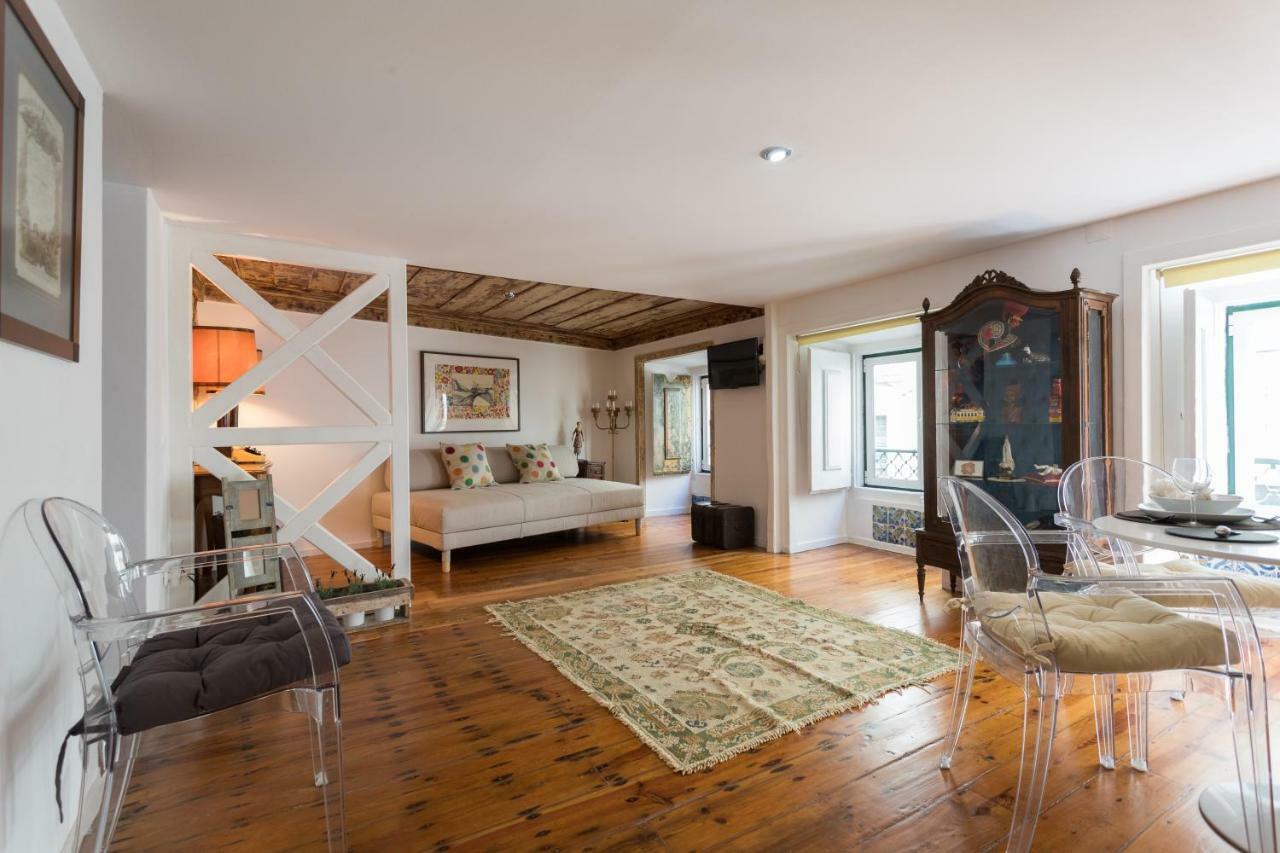 Charming Apartment Travessa Do Alcaide ลิสบอน ภายนอก รูปภาพ
